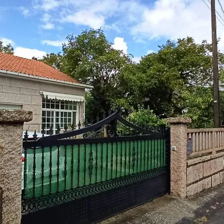 Casa Rural A Eira En Ourense Villar De Barrio Holiday home *